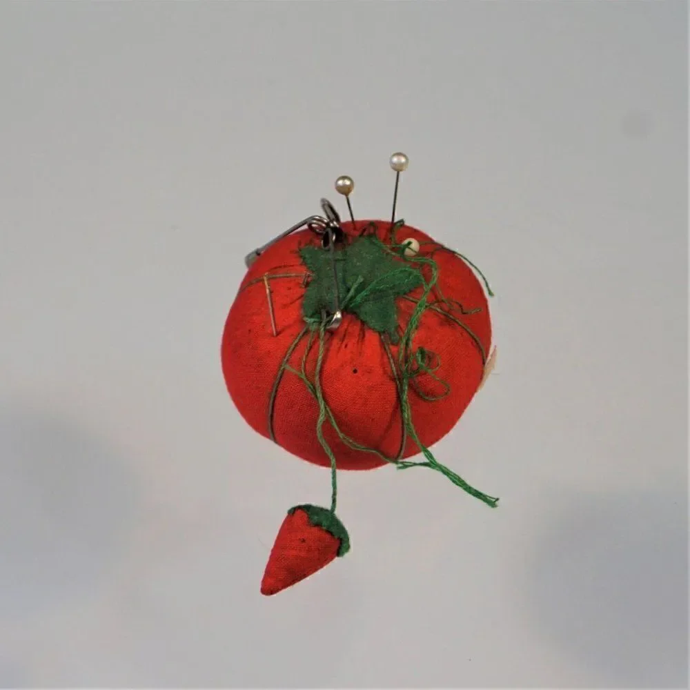 Vintage Pin Cushion Small Tomato w Strawberry Red Green Pincushion VTG Taiwan